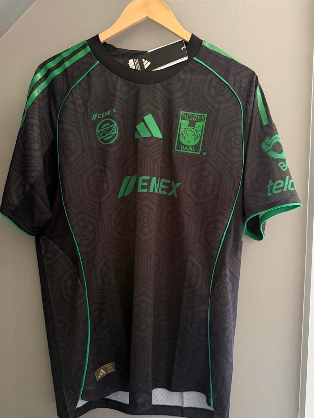 (NEW) Adidas Tigres UANL Authentic Black 3rd Kit